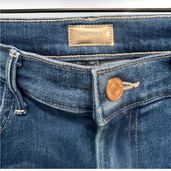 MOTHER The Hustler Ankle Fray Jeans Women’s Size 29 Blue Wash Raw Hem - Picture 5 of 9